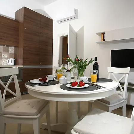 As Smart Old Town Apartment *